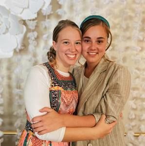 Meet your Posher, Caitlin